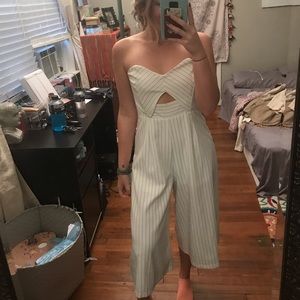 Sleeveless jumpsuit